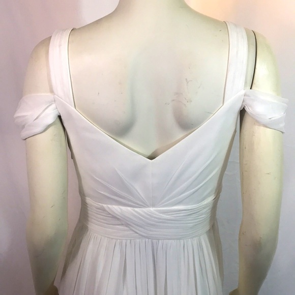 Lulu’s gorgeous white wedding gown, size M, NWT - Picture 6 of 11